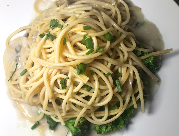 Spaghetti sauce aux Champignons et Brocolis et Tomates 12