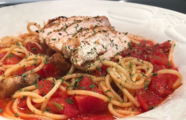 Spaghetti Tomates en Dès et Poulet 3