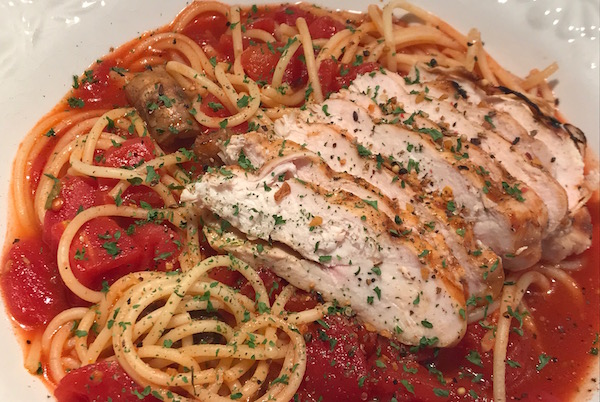 Spaghetti Tomates en Dès et Poulet 7