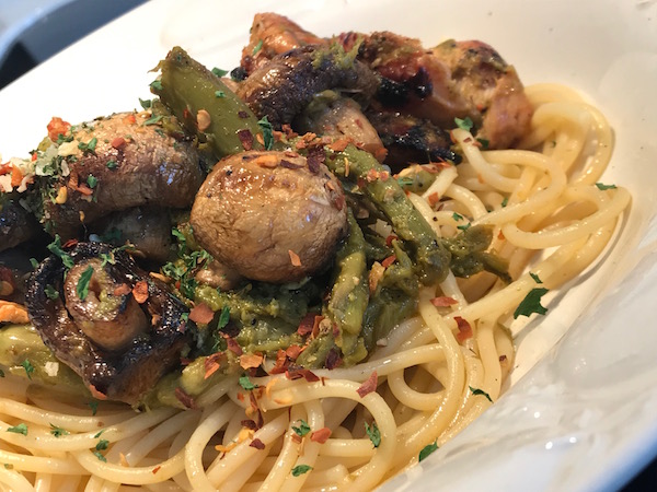 Spaghettis Champignons, Asperges et Poulet 7