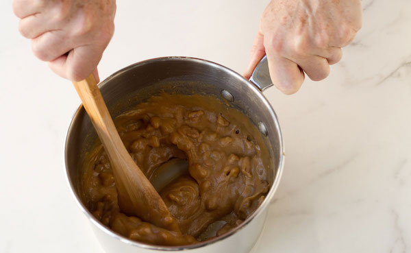 Sucre a la creme aux noix grillees