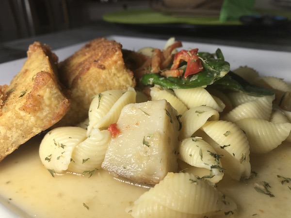 Tofu Frit sur Pâte Alimentaires 1
