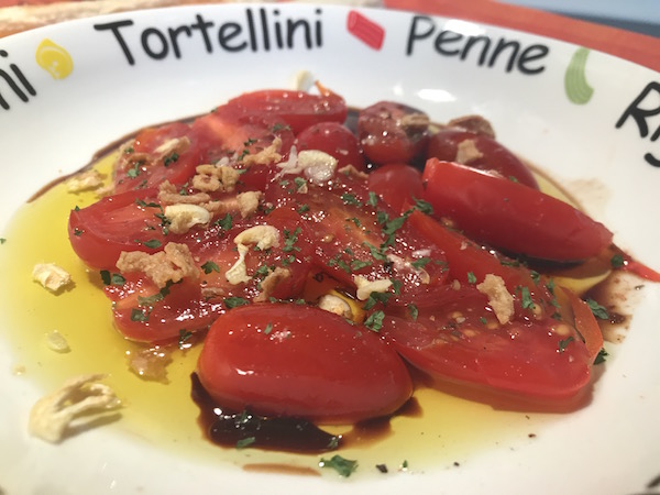  Tomates au Vinaigre Balsamique et L'huile D'olives 1